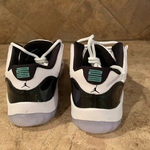 emerald green jordans